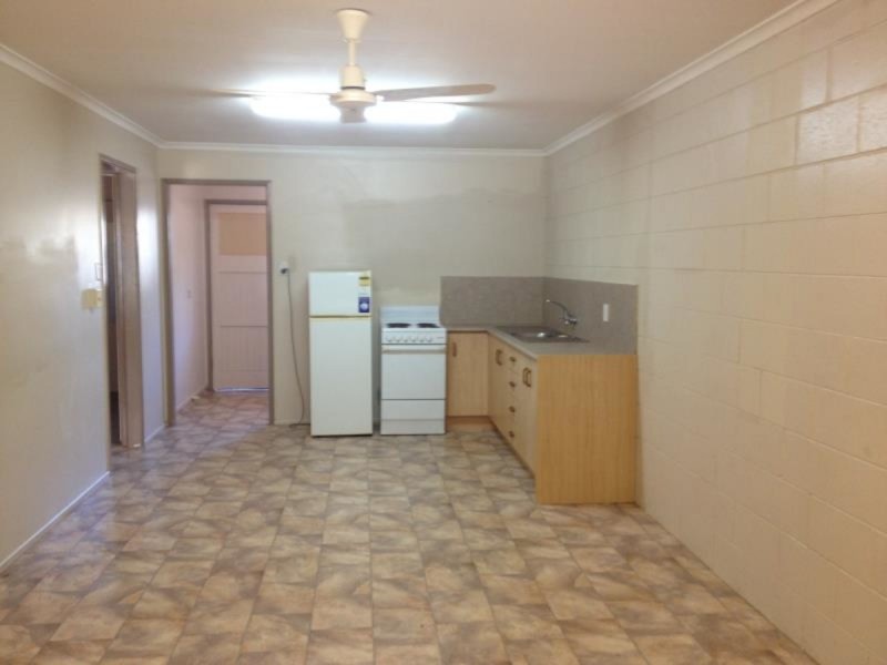 1/380 Duthie Avenue, Frenchville QLD 4701